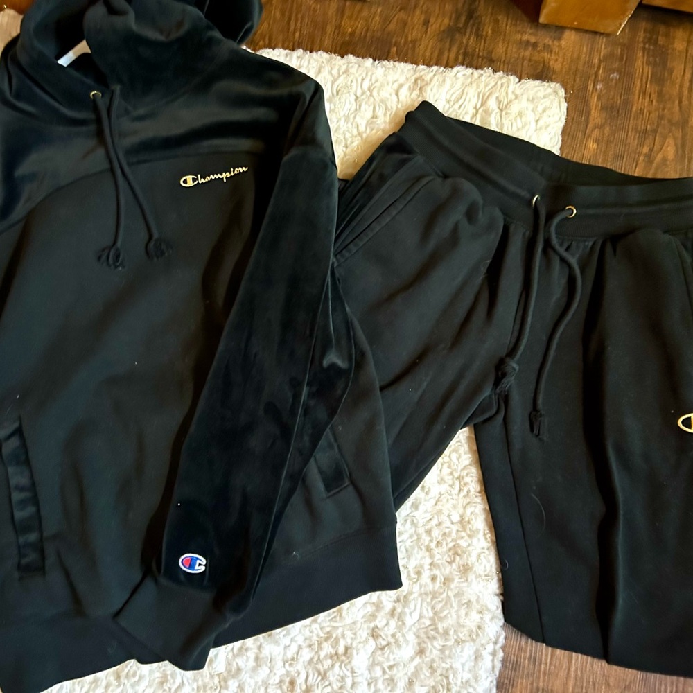 Champion Black Hoodie and Sweatpants Set